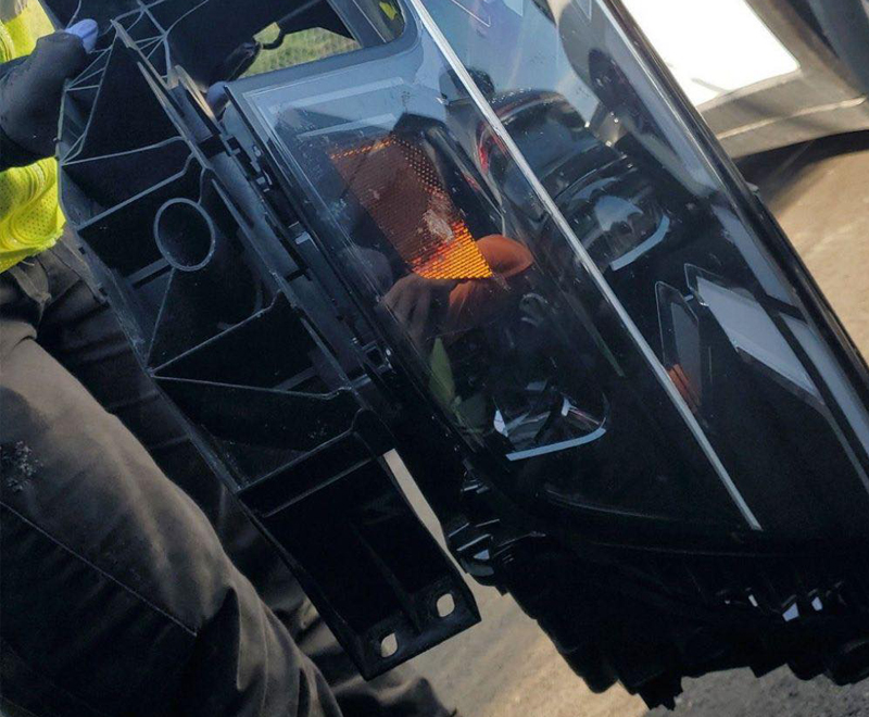 2024-2025 Audi Parts- 4m8941782